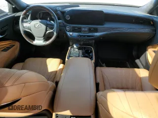 2022 Lexus LS with VIN JTHD51FF2N5016858, listed as a Copart auction lot 43971535 with 21,022 mi miles and Salvage Title. Bid and sale history available at carsss.com. Image 8.