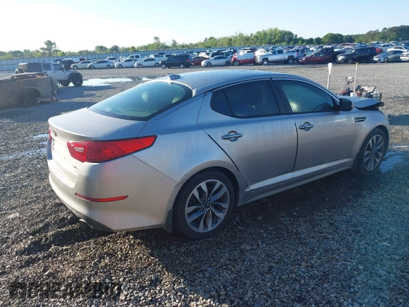 2015 Kia Optima SX z VIN 5XXGR4A72FG419739, wystawiony jako IAAI lot #41972453 z przebiegiem 204 336 mil mil oraz . Historia ofert i sprzedaży dostępna na DreamBid. Obrazek 4.