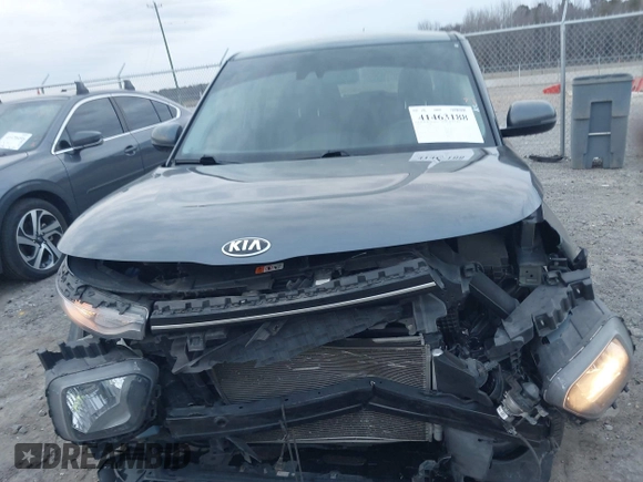 2020 Kia Soul GT-Line with VIN KNDJ63AU2L7075381, listed as a IAAI auction lot 41463188 with 66,188 mi miles. Bid and sale history available at carsss.com. Image 13.