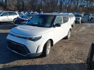 2024 Kia Soul LX with VIN KNDJ23AU4R7229481, listed as a IAAI auction lot 41270129 with 6,141 mi miles. Bid and sale history available at carsss.com. Image 17.