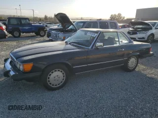 1988 Mercedes-Benz 560 SL with VIN WDBBA48D3JA075404, listed as a Copart auction lot 87551575 with 154,527 mi miles and Clean Title. Bid and sale history available at carsss.com. Image 1.