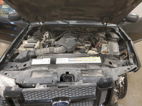 2001 Ford Explorer Sport with VIN 1FMCU70E01UC25885, listed as a Copart auction lot 78862464 with 142,775 mi miles and Clean Title. Bid and sale history available at carsss.com. Image 14.