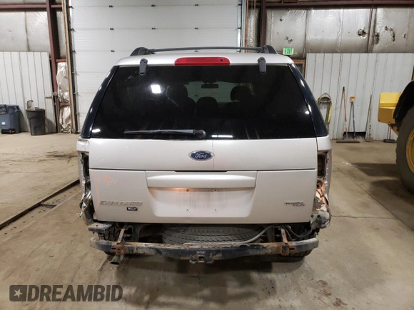 2005 Ford Explorer XLT z VIN 1FMZU73K35UC05471, wystawiony jako Copart lot #58441485 z przebiegiem 165 777 mil mil oraz Szkoda całkowita • Salvage title. Historia ofert i sprzedaży dostępna na DreamBid. Obrazek 6.