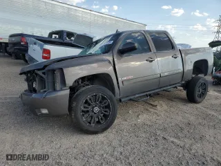 2008 Chevrolet Silverado 1500 LTZ with VIN 2GCEC13Y581135219, listed as a Copart auction lot 70015164 with 188,552 mi miles and Salvage Title. Bid and sale history available at carsss.com. Image 1.