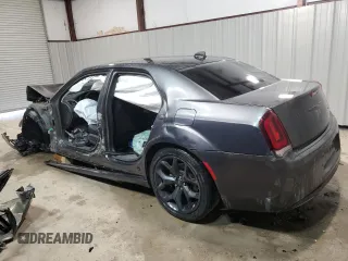 2022 Chrysler 300 Touring L with VIN 2C3CCADG2NH236822, listed as a Copart auction lot 48774065 with 58,736 mi miles and Clean Title. Bid and sale history available at carsss.com. Image 2.