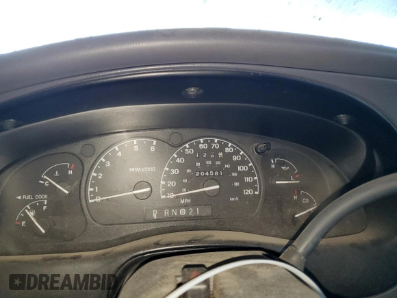 2001 Ford Explorer XLT with VIN 1FMZU83P71ZA33864, listed as a Copart auction lot 80287744 with 204,581 mi miles and Salvage title. Bid and sale history available at DreamBid. Image 9.
