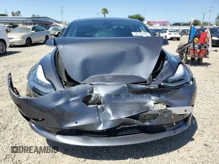 2019 Tesla Model 3 Mid Range with VIN 5YJ3E1EA2KF416304, listed as a Copart auction lot 52792845 with 140,552 mi miles and Salvage Title. Bid and sale history available at DreamBid. Image 5.