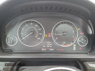 2013 BMW 5 Series 528i xDrive с VIN WBAXH5C56DD111921, выставлен на аукционе Copart как лот 57354925 с пробегом 86 791 миль миль и Списание • Salvage title. История ставок и продаж доступна на DreamBid. Изображение 9.