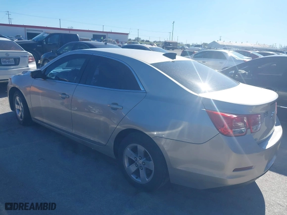 2015 Chevrolet Malibu LS with VIN 1G11A5SL2FF120273, listed as a IAAI auction lot 41736824 with 190,187 mi miles. Bid and sale history available at carsss.com. Image 3.