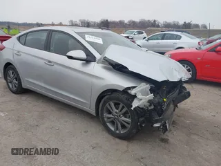 2017 Hyundai Elantra SE z VIN 5NPD84LF1HH166995, wystawiony jako IAAI lot #41511180 z przebiegiem 76 739 mil mil oraz . Historia ofert i sprzedaży dostępna na DreamBid. Obrazek 1.