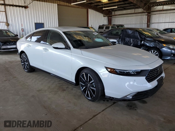 2024 Honda Accord Touring с VIN 1HGCY2F83RA040323, выставлен на аукционе Copart как лот 61009105 с пробегом 7 123 миль миль и Списание • Salvage title. История ставок и продаж доступна на DreamBid. Изображение 4.