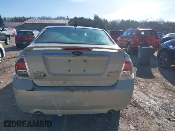 2008 Ford Fusion SEL with VIN 3FAHP08118R156805, listed as a IAAI auction lot 41853953 with 194,455 mi miles. Bid and sale history available at carsss.com. Image 16.