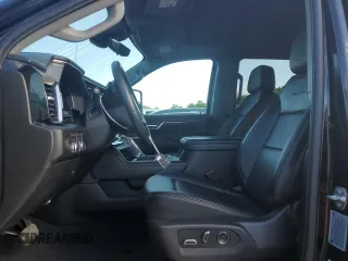 2024 GMC Sierra 3500HD Denali z VIN 1GT49WEY1RF223604, wystawiony jako Copart lot #58241485 z przebiegiem 9484 mil mil oraz Szkody całkowita. Historia ofert i sprzedaży dostępna na DreamBid. Obrazek 7.