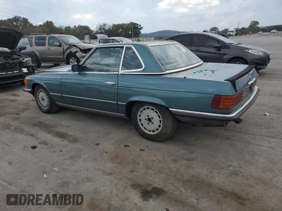 1985 Mercedes-Benz 380 z VIN WDB1070451A014424, wystawiony jako Copart lot #72587724 z przebiegiem 105 926 mil mil oraz Tytuł czysty. Historia ofert i sprzedaży dostępna na DreamBid. Obrazek 2.