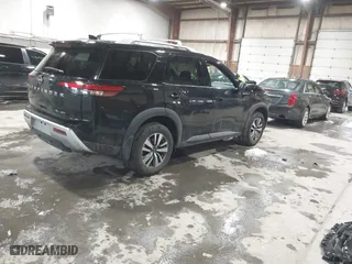 2024 Nissan Pathfinder SL with VIN 5N1DR3CCXRC307679, listed as a IAAI auction lot 41542973 with 2,170 mi miles. Bid and sale history available at carsss.com. Image 4.