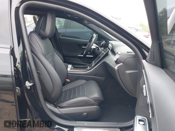 2022 Mercedes-Benz C 300 with VIN W1KAF4GB8NR046010, listed as a IAAI auction lot 41884770 with 34,972 mi miles and . Bid and sale history available at DreamBid. Image 5.