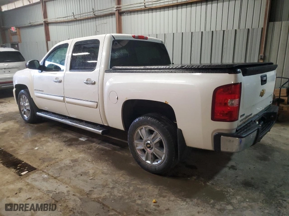 2012 Chevrolet Silverado 1500 LTZ with VIN 3GCPKTE77CG179797, listed as a Copart auction lot 45024975 with 162,008 mi miles and Salvage Title. Bid and sale history available at carsss.com. Image 2.