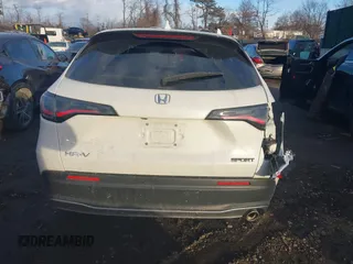 2024 Honda HR-V Sport with VIN 3CZRZ2H52RM730196, listed as a IAAI auction lot 41439301 with 21,327 mi miles. Bid and sale history available at carsss.com. Image 17.