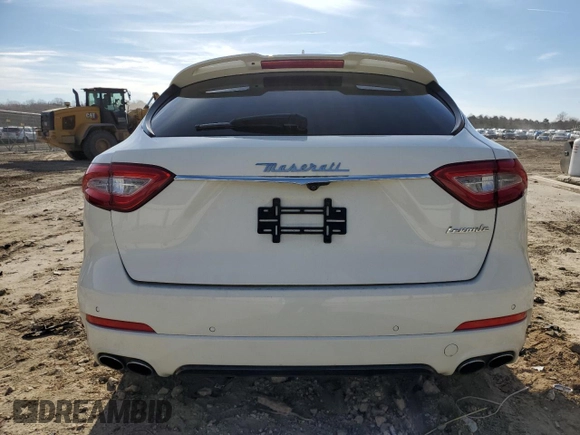 2017 Maserati Levante S with VIN ZN661YUSXHX237310, listed as a Copart auction lot 45081913 with 59,568 mi miles. Bid and sale history available at carsss.com. Image 6.