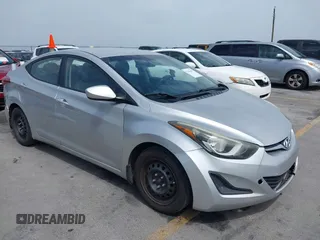 2016 Hyundai Elantra SE z VIN 5NPDH4AE8GH760556, wystawiony jako IAAI lot #42643101 z przebiegiem 100 916 mil mil oraz . Historia ofert i sprzedaży dostępna na DreamBid. Obrazek 1.
