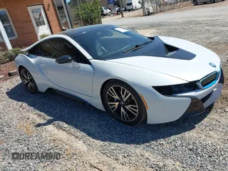 2016 BMW i8 with VIN WBY2Z2C51GV676132, listed as a IAAI auction lot 41912677 with 73,885 mi miles. Bid and sale history available at carsss.com. Image 1.