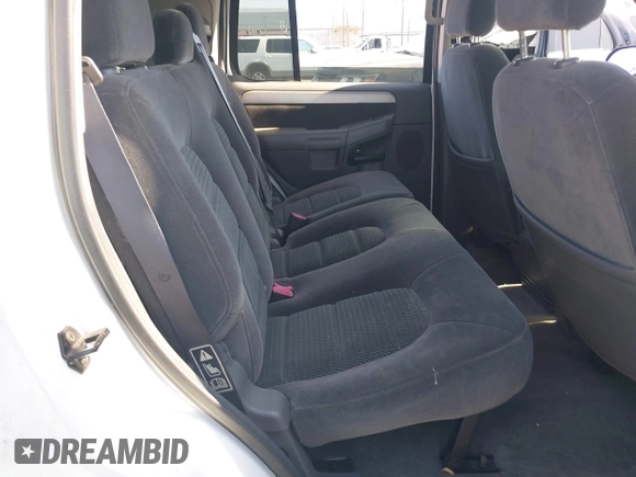 2003 Ford Explorer XLT z VIN 1FMZU63K73ZB17050, wystawiony jako IAAI lot #42301408 z przebiegiem 55 825 mil mil oraz . Historia ofert i sprzedaży dostępna na DreamBid. Obrazek 8.