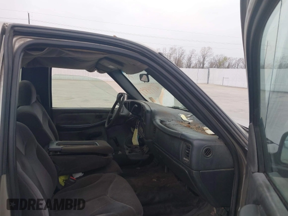 2000 GMC Sierra 1500 SL with VIN 1GTEC14VXYE393447, listed as a IAAI auction lot 41794897 with 256,993 mi miles and . Bid and sale history available at DreamBid. Image 5.