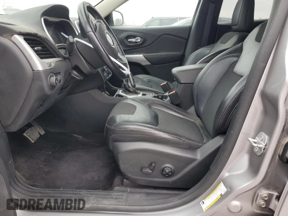 2018 Jeep Cherokee Latitude Plus with VIN 1C4PJLLB7JD605475, listed as a Copart auction lot 81552074 with 43,026 mi miles and Salvage title. Bid and sale history available at DreamBid. Image 7.