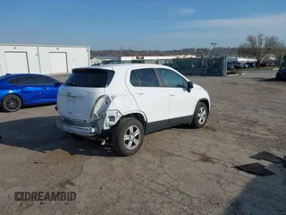 2020 Chevrolet Trax LS with VIN KL7CJKSB5LB049298, listed as a IAAI auction lot 41904732 with 46,879 mi miles. Bid and sale history available at carsss.com. Image 4.