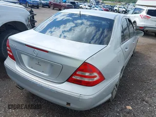 2006 Mercedes-Benz C 230 Sport with VIN WDBRF52H46F787190, listed as a IAAI auction lot 42361008 with Not provided miles and . Bid and sale history available at DreamBid. Image 4.