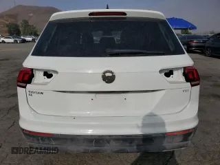 2018 Volkswagen Tiguan SEL z VIN 3VV3B7AX8JM208087, wystawiony jako Copart lot #59563715 z przebiegiem 79 863 mil mil oraz Szkoda całkowita • Salvage title. Historia ofert i sprzedaży dostępna na DreamBid. Obrazek 6.