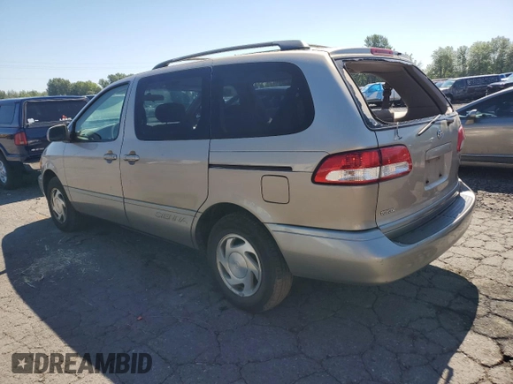 2002 Toyota Sienna LE with VIN 4T3ZF13C32U463654, listed as a Copart auction lot 68852404 with 199,094 mi miles and Salvage Title. Bid and sale history available at carsss.com. Image 2.