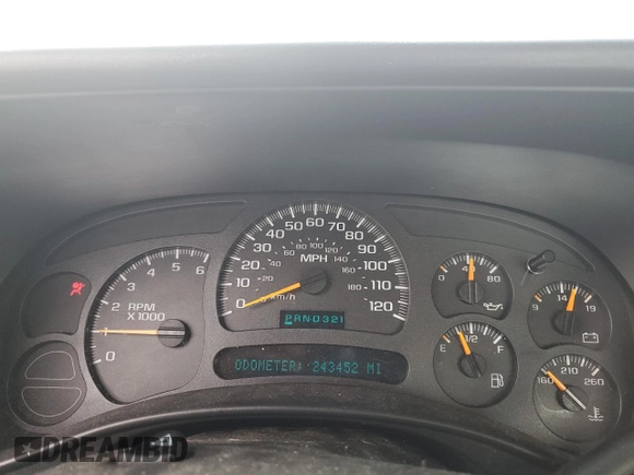 2003 Chevrolet Silverado 1500 with VIN 1GCEC14V83Z101862, listed as a Copart auction lot 71756724 with 243,452 mi miles and Salvage Title. Bid and sale history available at carsss.com. Image 9.