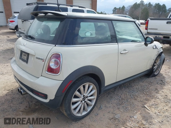 2011 MINI Hardtop S with VIN WMWSV3C5XBTY14030, listed as a IAAI auction lot 41712084 with 132,126 mi miles and . Bid and sale history available at DreamBid. Image 4.