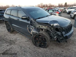 2018 Jeep Grand Cherokee Laredo E with VIN 1C4RJFAG3JC406132, listed as a Copart auction lot 84495084 with 89,760 mi miles and Non Repairable. Bid and sale history available at carsss.com. Image 4.