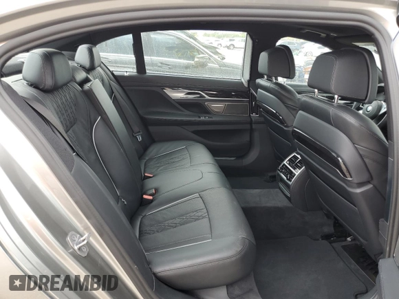 2021 BMW 7 Series 750i xDrive with VIN WBA7U2C07MCE92993, listed as a Copart auction lot 47550495 with 34,985 mi miles and Non repairable. Bid and sale history available at DreamBid. Image 10.
