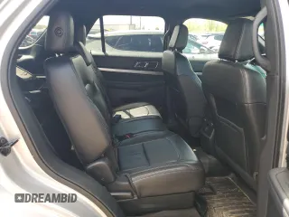 2018 Ford Explorer XLT z VIN 1FM5K8D88JGB53969, wystawiony jako Copart lot #55858935 z przebiegiem 154 555 mil mil oraz Czysty tytuł • Clean title. Historia ofert i sprzedaży dostępna na DreamBid. Obrazek 11.