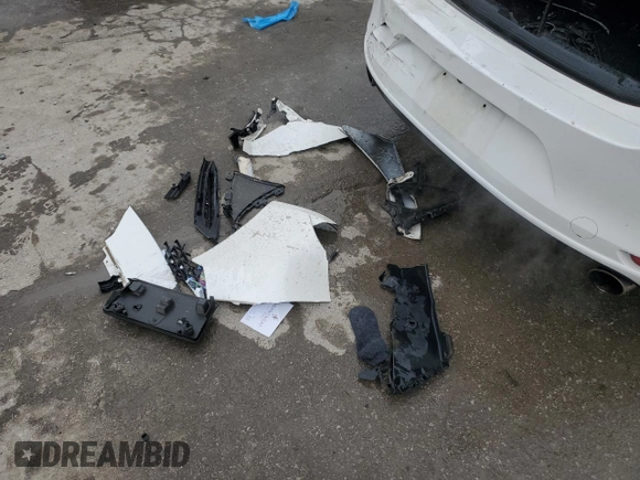 2021 Mazda 3 2.5 Turbo with VIN JM1BPBAY8M1311602, listed as a Copart auction lot 85061844 with 32,714 mi miles and Salvage Title. Bid and sale history available at DreamBid. Image 12.