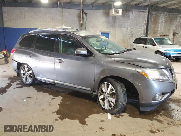 2015 Nissan Pathfinder SV z VIN 5N1AR2MMXFC709279, wystawiony jako Copart lot #59464785 z przebiegiem 92 343 mil mil oraz Szkoda całkowita • Salvage title. Historia ofert i sprzedaży dostępna na DreamBid. Obrazek 4.