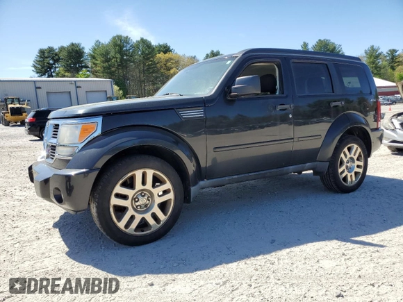 2010 Dodge Nitro SE z VIN 1D4PU2GKXAW137910, wystawiony jako Copart lot #55382555 z przebiegiem 164 294 mil mil oraz Czysty tytuł • Clean title. Historia ofert i sprzedaży dostępna na DreamBid. Obrazek 1.