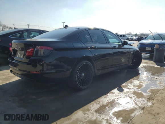 2013 BMW 5 Series 528i with VIN WBAXG5C53DDY33365, listed as a Copart auction lot 44193375 with 87,869 mi miles and Clean Title. Bid and sale history available at carsss.com. Image 3.