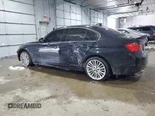 2013 BMW 3 Series 335i xDrive z VIN WBA3B9G54DNP39469, wystawiony jako Copart lot #43903795 z przebiegiem 92 003 mil mil oraz Szkoda całkowita • Salvage title. Historia ofert i sprzedaży dostępna na DreamBid. Obrazek 2.