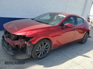 2020 Mazda Mazda3 Hatchback Preferred Package with VIN JM1BPBMM7L1159707, listed as a Copart auction lot 70661414 with 42,027 mi miles and Salvage Title. Bid and sale history available at carsss.com. Image 1.