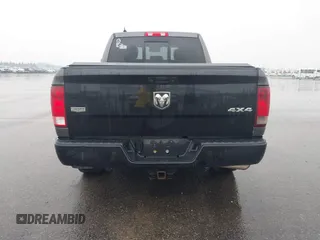 2016 Ram 1500 Outdoorsman z VIN 1C6RR7TM0GS388972, wystawiony jako IAAI lot #42403917 z przebiegiem 225 592 mil mil oraz . Historia ofert i sprzedaży dostępna na DreamBid. Obrazek 16.