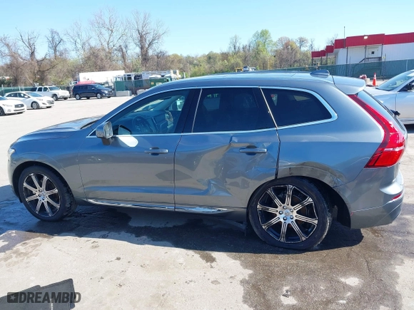 2020 Volvo XC60 Inscription with VIN YV4102RL5L1490699, listed as a IAAI auction lot 41962007 with 56,607 mi miles. Bid and sale history available at carsss.com. Image 14.