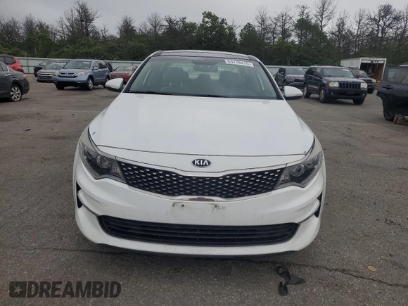 2016 Kia Optima EX z VIN 5XXGU4L39GG005285, wystawiony jako Copart lot #63778415 z przebiegiem 120 705 mil mil oraz Czysty tytuł • Clean title. Historia ofert i sprzedaży dostępna na DreamBid. Obrazek 5.