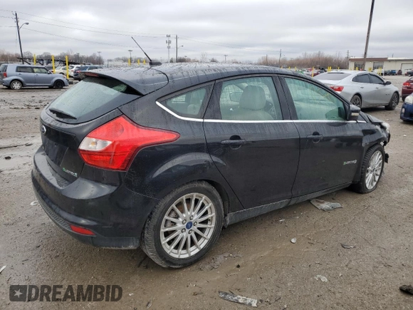 2013 Ford Focus Electric with VIN 1FADP3R45DL139846, listed as a Copart auction lot 43901975 with 70,000 mi miles and Salvage title. Bid and sale history available at DreamBid. Image 3.