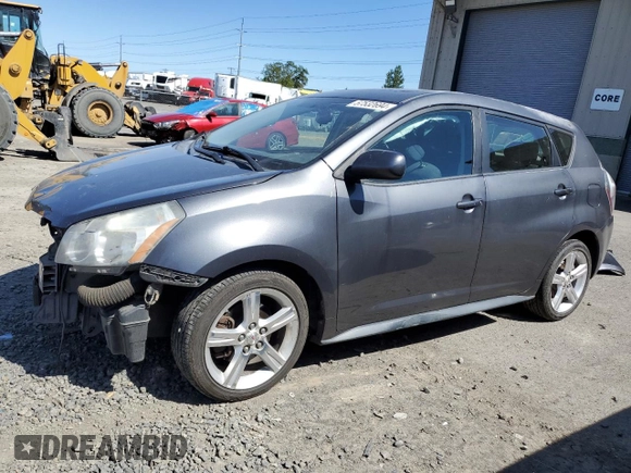 2010 Pontiac Vibe w/1SB with VIN 5Y2SP6E03AZ401054, listed as a Copart auction lot 57532694 with 266,313 mi miles and Salvage Title. Bid and sale history available at carsss.com. Image 1.