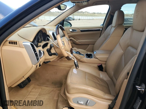 2014 Porsche Cayenne Diesel z VIN WP1AF2A20ELA35835, wystawiony jako Copart lot #44794265 z przebiegiem 158 528 mil mil oraz Nie do naprawy • Non repairable. Historia ofert i sprzedaży dostępna na DreamBid. Obrazek 7.