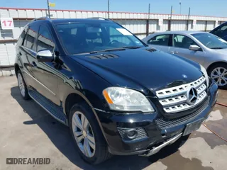 2010 Mercedes-Benz M-Class ML 350 with VIN 4JGBB8GB4AA606465, listed as a IAAI auction lot 42007597 with 222,834 mi miles. Bid and sale history available at carsss.com. Image 1.